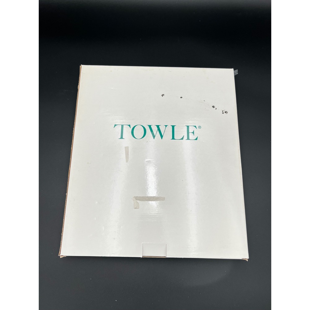 Towle Silversmiths Floral Relief 8x10 Photo Frame Silver Tone T834405 NEW